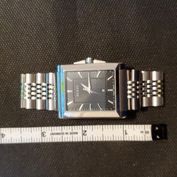 Gucci G-Timeless Black Rectangle Watch - EUC - Picture 11 of 14